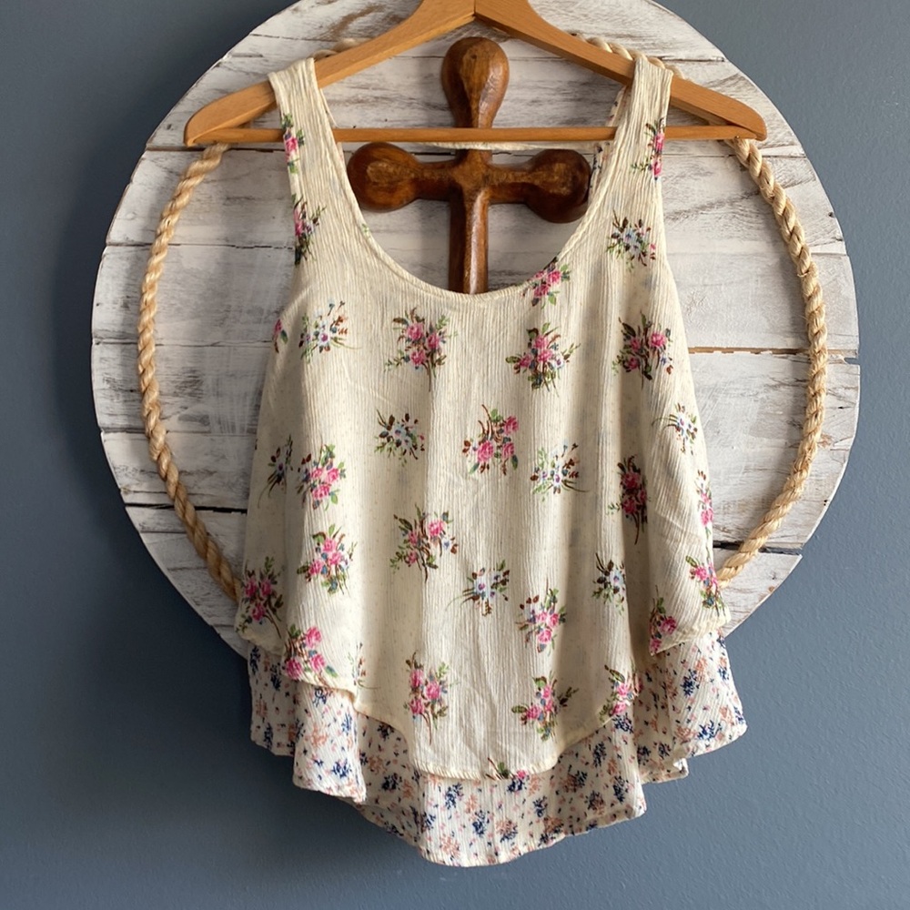 Mossimo Flowy Tank - Picture 5 of 8